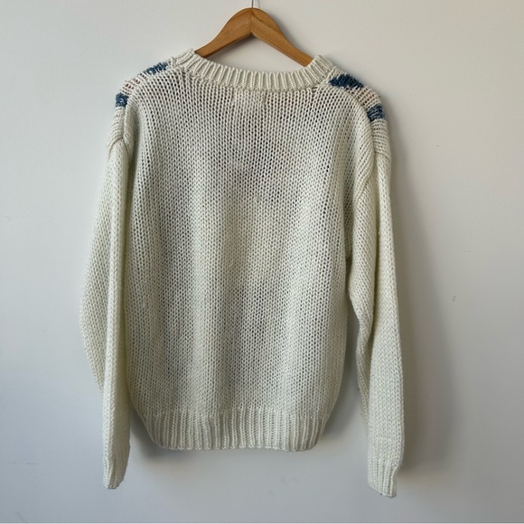 Elegant Cream and Blue Oversized Geometric Sweater - Picture 2 of 4